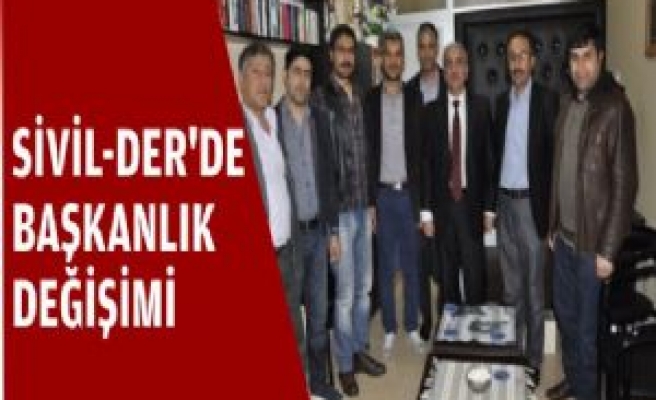 Sivil-Der'de Başkanlık Değişimi