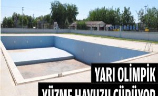 Yarı Olimpik Yüzme Havuzu Çürüyor