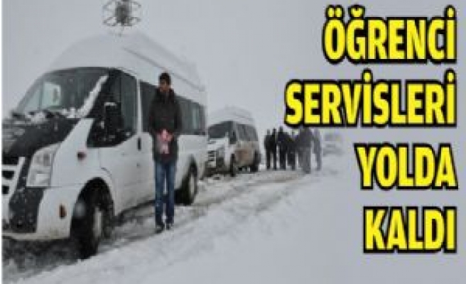 Öğrenciler Karda 3 Saat Mahsur Kaldı