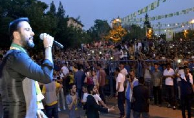 Bağımsız Aday Bucak'a  Destek Konseri