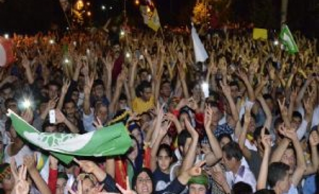 HDP'liler Siverek'i Uyutmadı