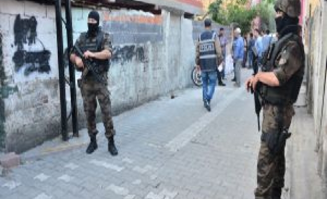  Siverek'te Polise Düzenlenen Saldırı Sonrası 14 Kişi Gözaltına Alındı