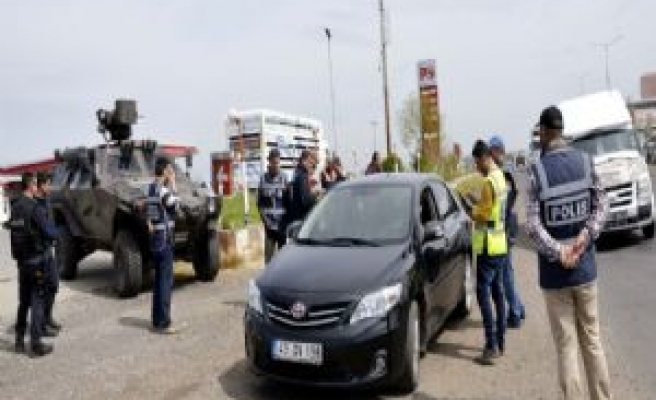 Halfeti'ye Geçmek İsteyenlere İzin Verilmedi 