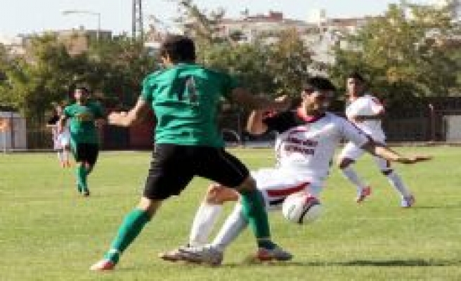 SİVEREK BELEDİYESPOR KENDİ  SAHASINDA  1-0 YENİLDİ 