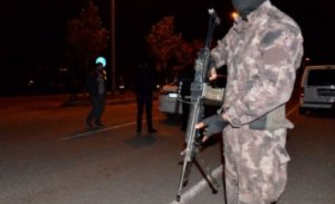Siverek'te 300 Polisle Asayiş Uygulaması Yapıldı