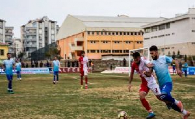 Siverek Belediye Spor Ceylanspor'a Farklı Tarife