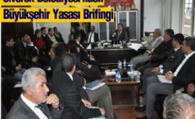 Siverek Belediyesi'nden Büyükşehir Yasası Brifingi 