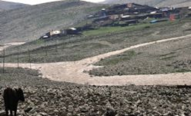 Eriyen Kar Sularının Oluşturduğu Doğa Güzelliği