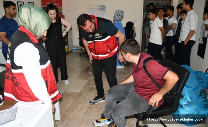 Özel Gereksinimli Öğrencilere Ayakkabı Desteği