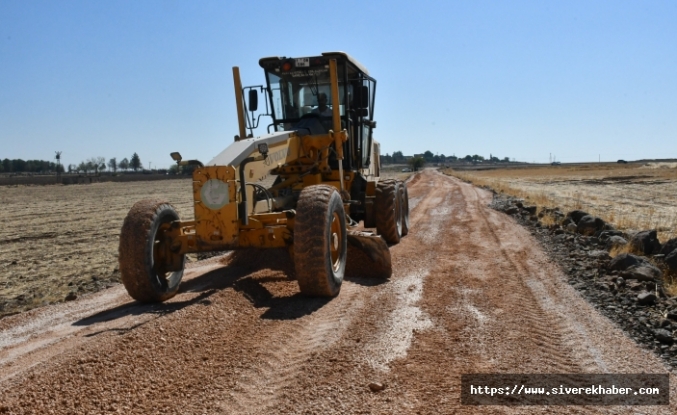 Siverek Belediyesi Kırsalda Yol Kalitesini Artırıyor