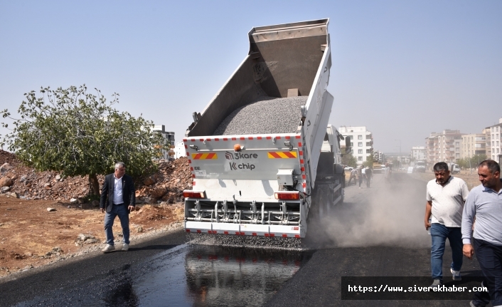 Siverek’te üstyapı çalışmaları devam ediyor