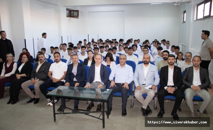 Siverek Kaymakamı Sak,  TUGVA programında öğrencilerle bir araya geldi