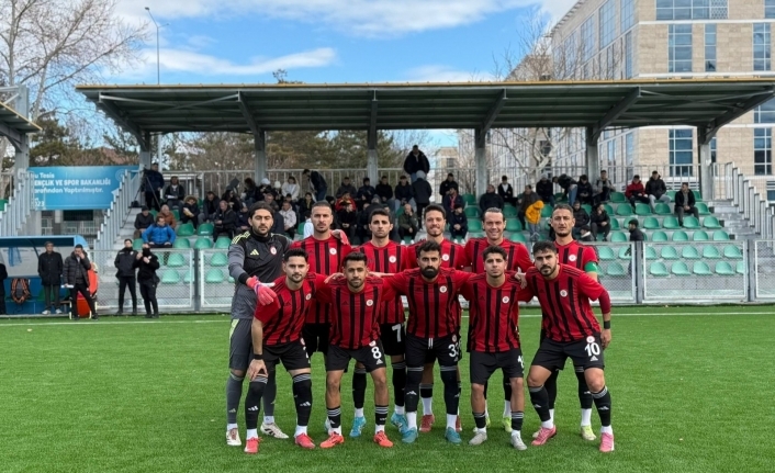 Siverek Belediyespor deplasmanda 3 puanı tek golle aldı