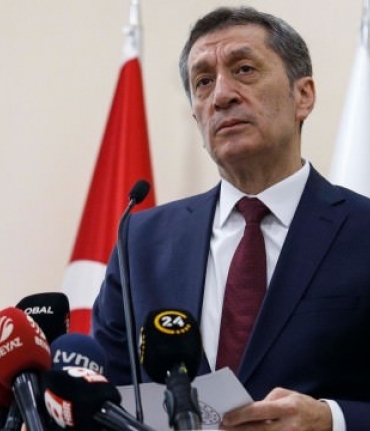 bakan_ziya_selcuk_acikladi_okullarda_sorusturma_baslattik_1566720913_7259